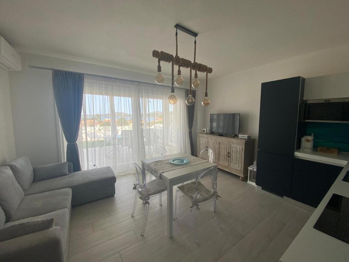 Aqua Life Luxury Apartment Arzachena Exterior foto